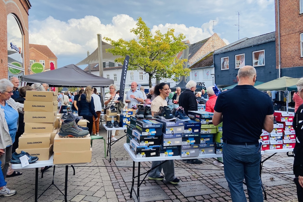 Fredag aften summede Hadsund af glade mennesker til “Smag på Hadsund”.