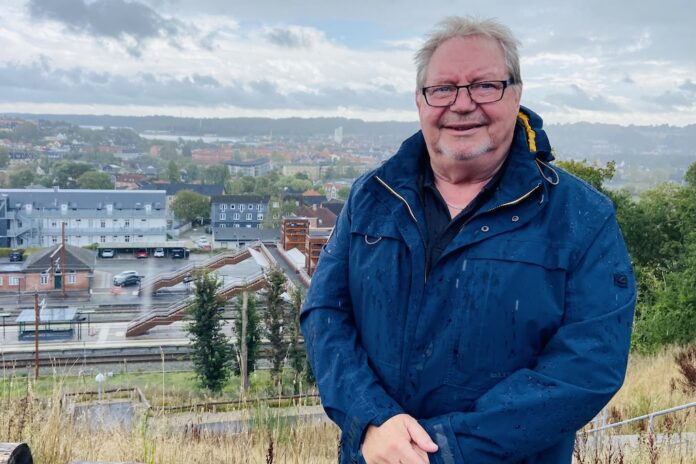 Niels Peter Christoffersen, kandidat for Socialdemokratiet i Mariagerfjord, portræt med fokus på politik, fællesskab og udvikling.