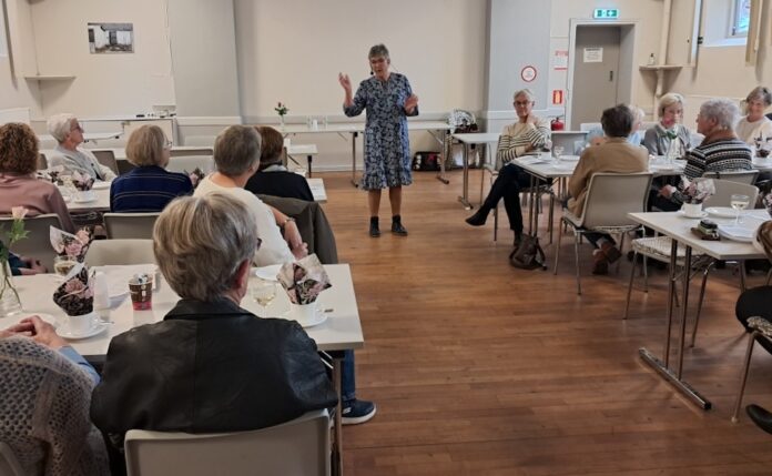 Anna Marie Aggerholm holder foredrag om afhængighed i Hobro Medborgerhus