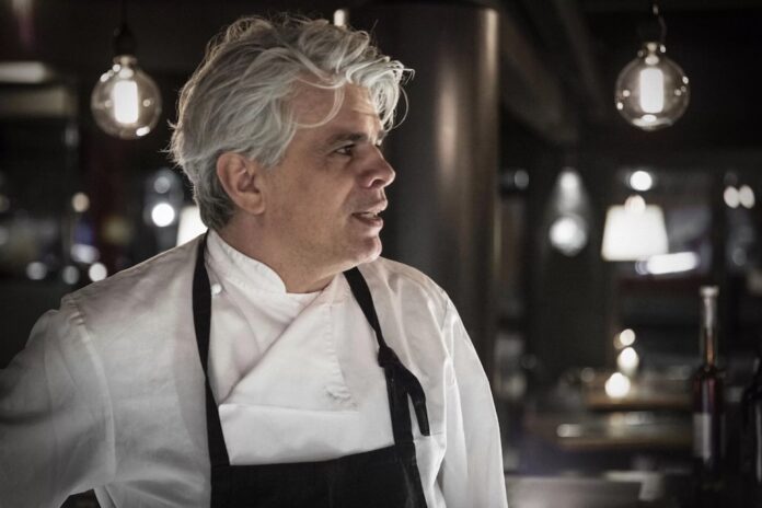 Italiensk nytårsmenu med oksetatar, torsk, kalvefilet og cannoli fra Davinci Ristorante