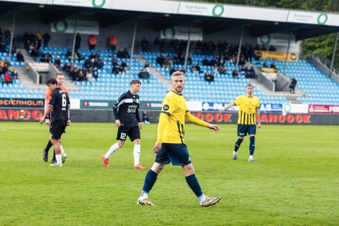 Mathias Haarup takker af i Hobro IK efter 142 kampe i den gule trøje.