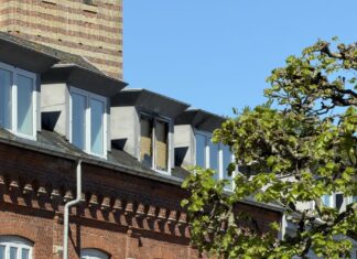 Brand i lejlighed i Hobro kunne være endt katastrofalt Brandfolk fra Nordjyllands Beredskab arbejder ved lejlighedsbrand i Hobro.