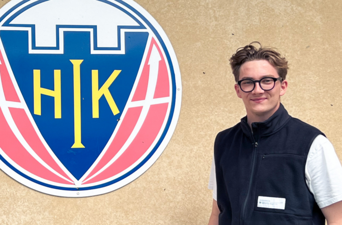 Oskar Harmsen er ansat som ny cheftræner for Hobro IK's U15-hold og kommer til klubben fra Esbjerg fB.
