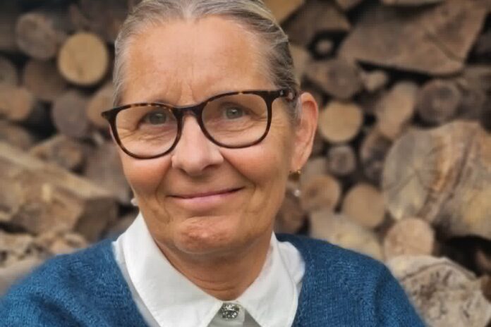 Jette Dige Rokos præsenterer sin nye roman i Kulturhuset i Arden
