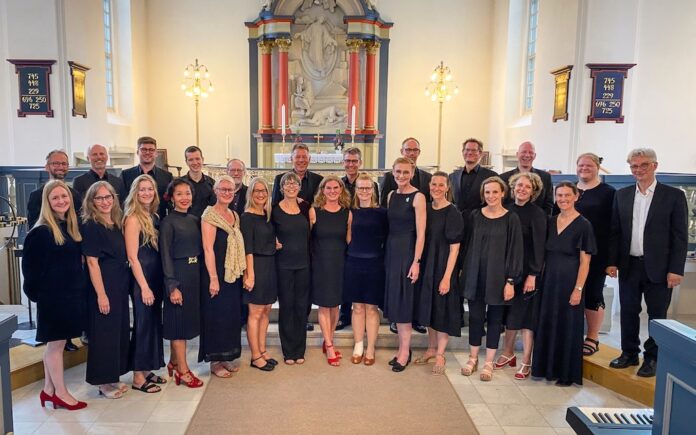 Aarhus Universitetskor giver koncert i Mariager Kirke